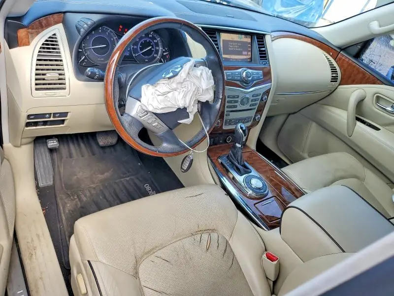 2019 INFINITI QX80 LUXE  