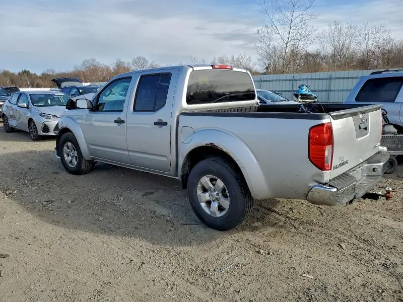 2013 NISSAN FRONTIER S  