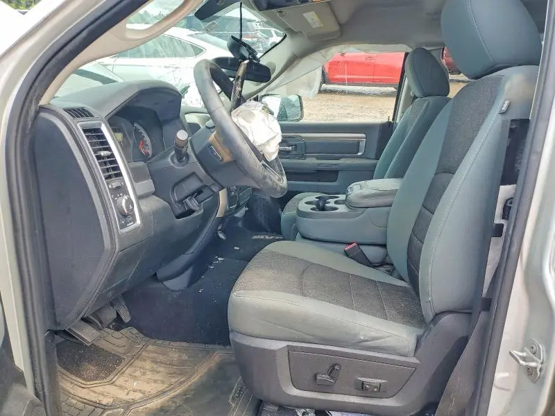 2014 RAM 1500 SLT  