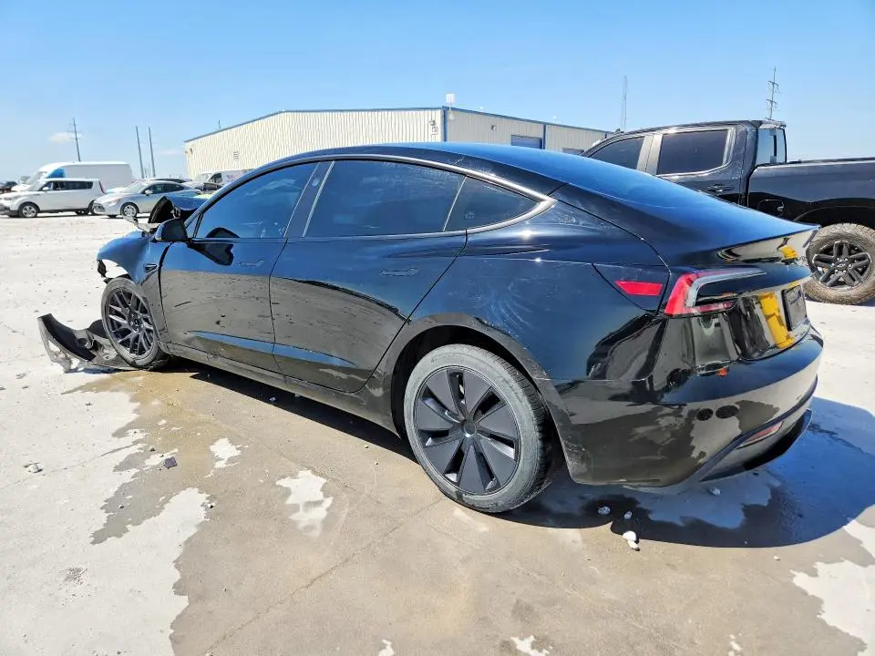 2025 TESLA MODEL 3   