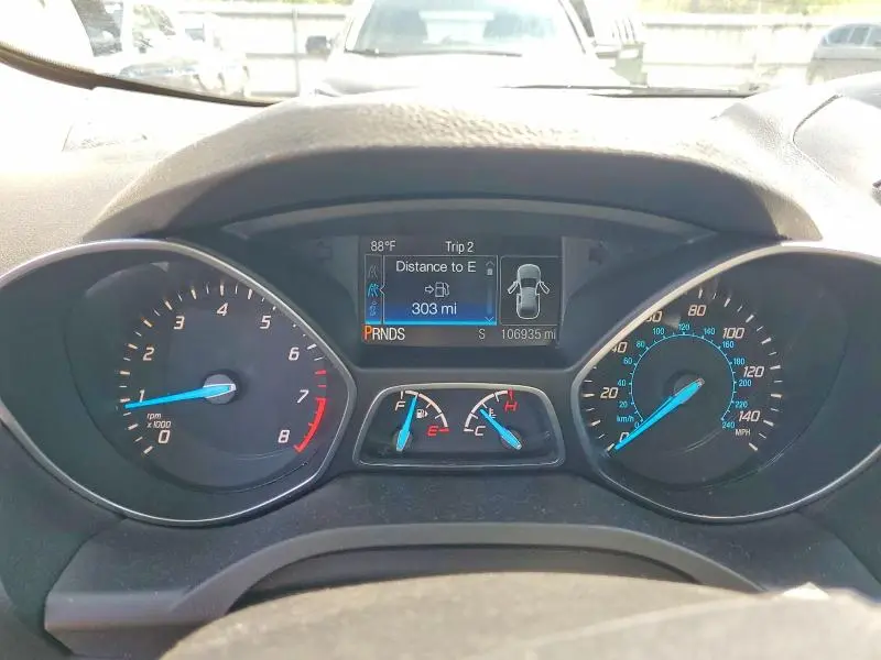 2015 FORD ESCAPE SE  