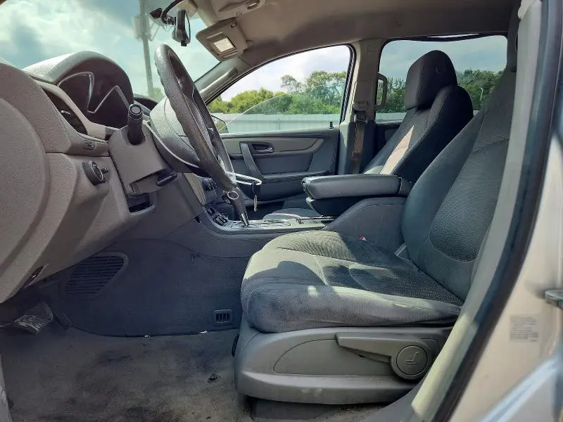 2015 CHEVROLET TRAVERSE LS  