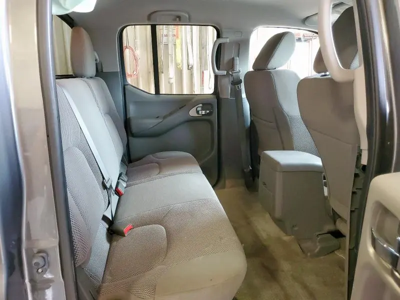 2018 NISSAN FRONTIER S  