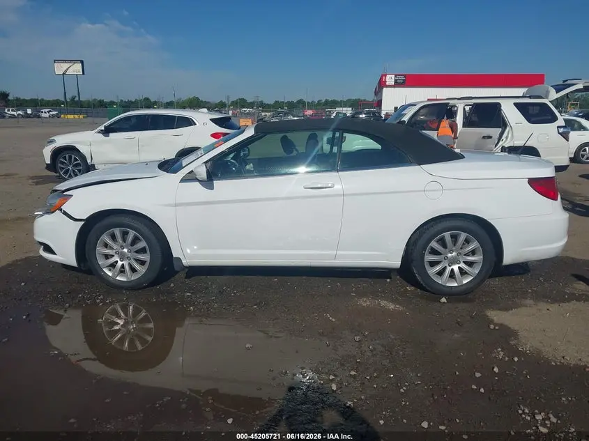 2013 CHRYSLER 200 TOURING
