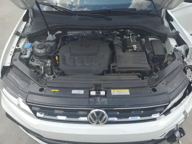 2021 VOLKSWAGEN TIGUAN SE  