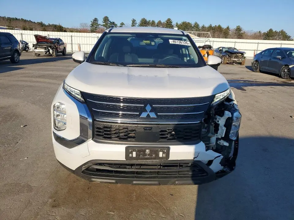 2022 MITSUBISHI OUTLANDER ES  