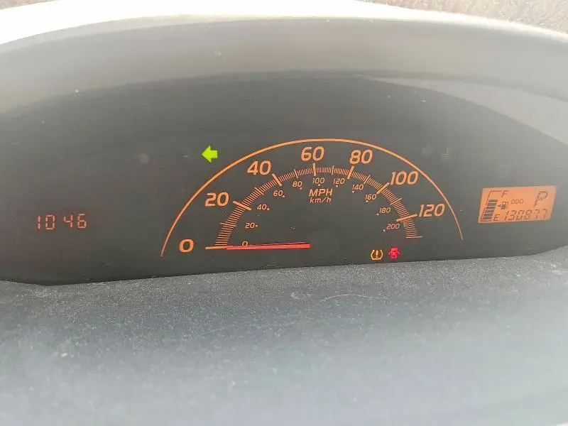 2010 TOYOTA YARIS BASE  