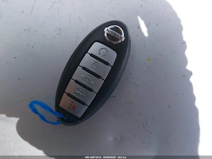 2013 NISSAN PATHFINDER SL