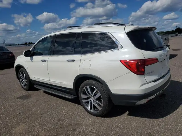 2017 HONDA PILOT ELITE  