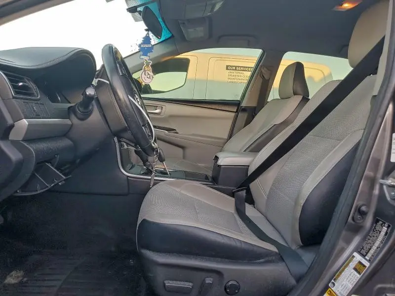 2016 TOYOTA CAMRY LE  