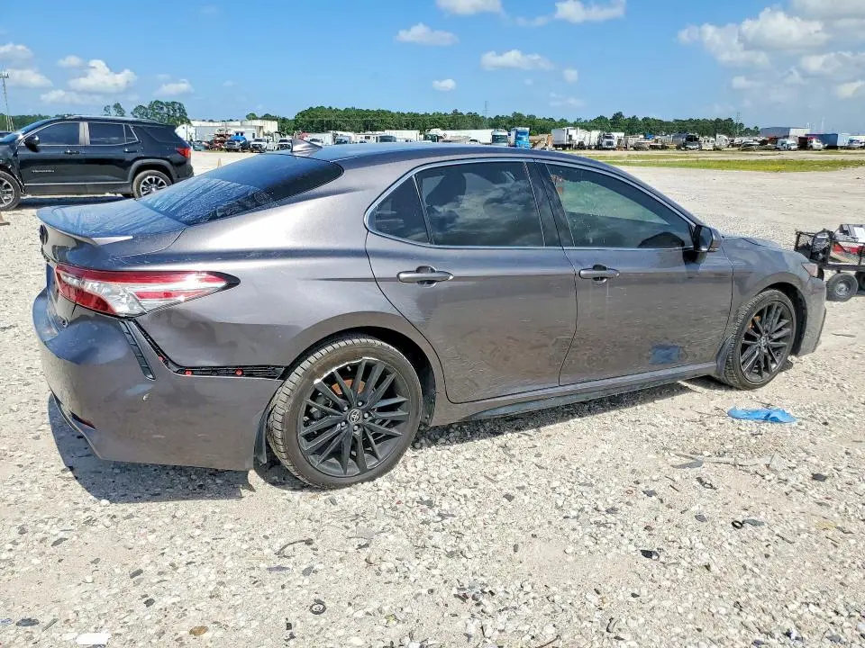 2022 TOYOTA CAMRY XSE  