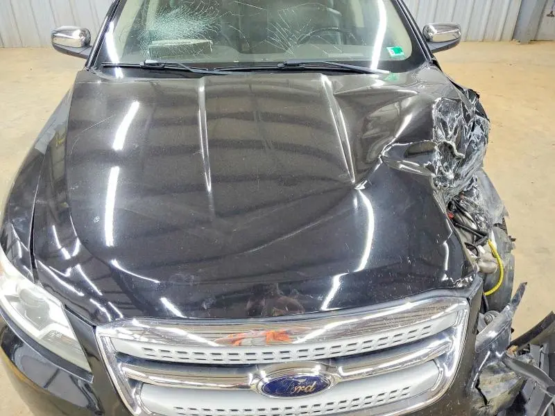 2010 FORD TAURUS LIMITED  