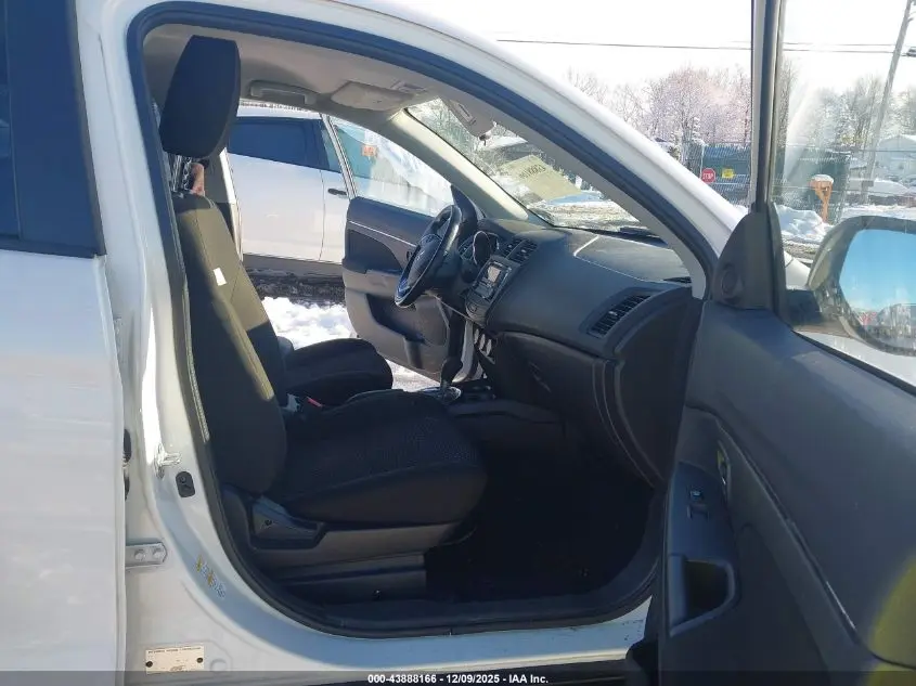 2016 MITSUBISHI OUTLANDER SPORT 2.4 ES