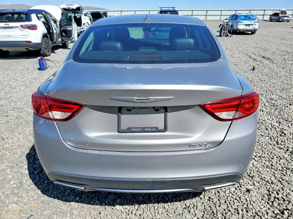 2015 CHRYSLER 200 C  