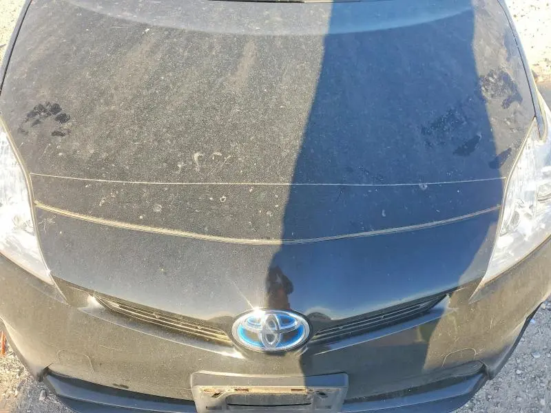 2015 TOYOTA PRIUS THREE  