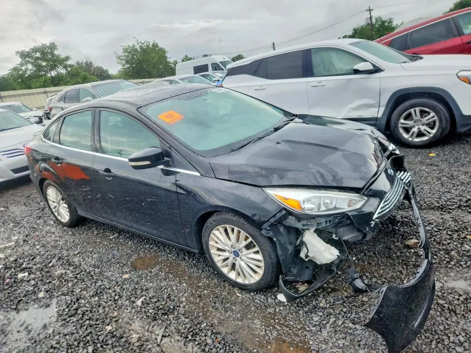 2018 FORD FOCUS TITANIUM  