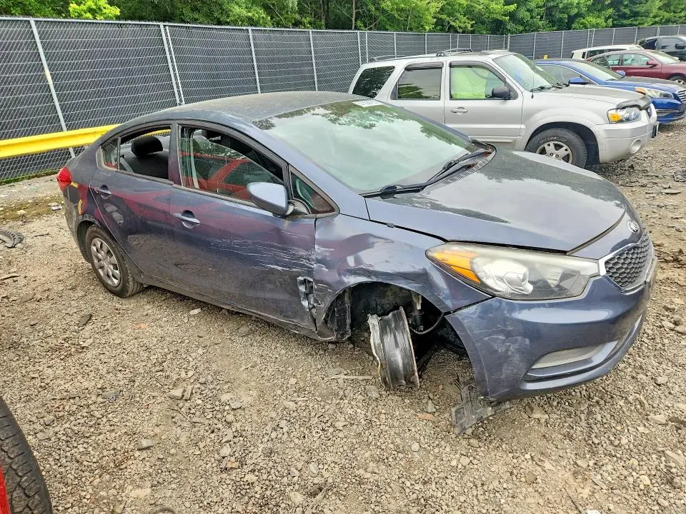 2016 KIA FORTE LX  