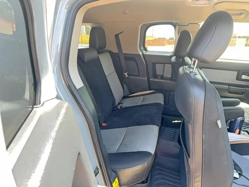 2013 TOYOTA FJ CRUISER BASE  