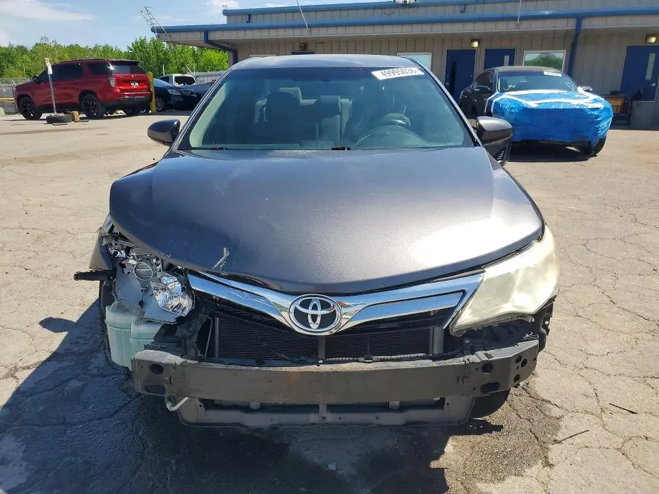 2014 TOYOTA CAMRY LE  