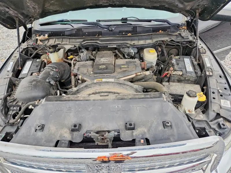 2015 RAM 3500 LARAMIE  