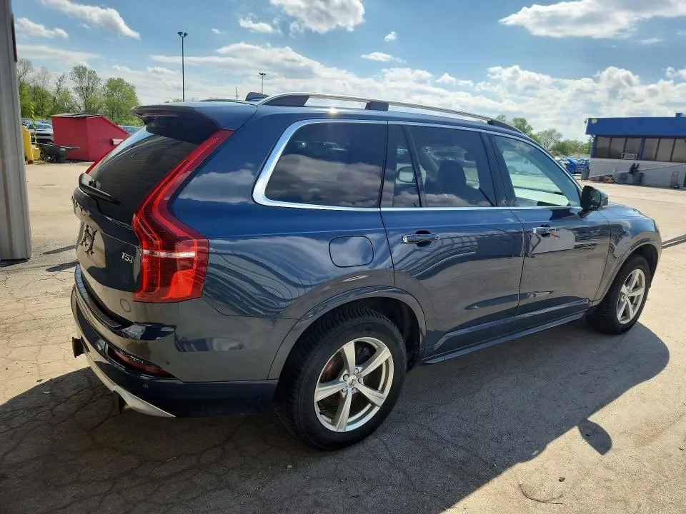 2018 VOLVO XC90 T5  