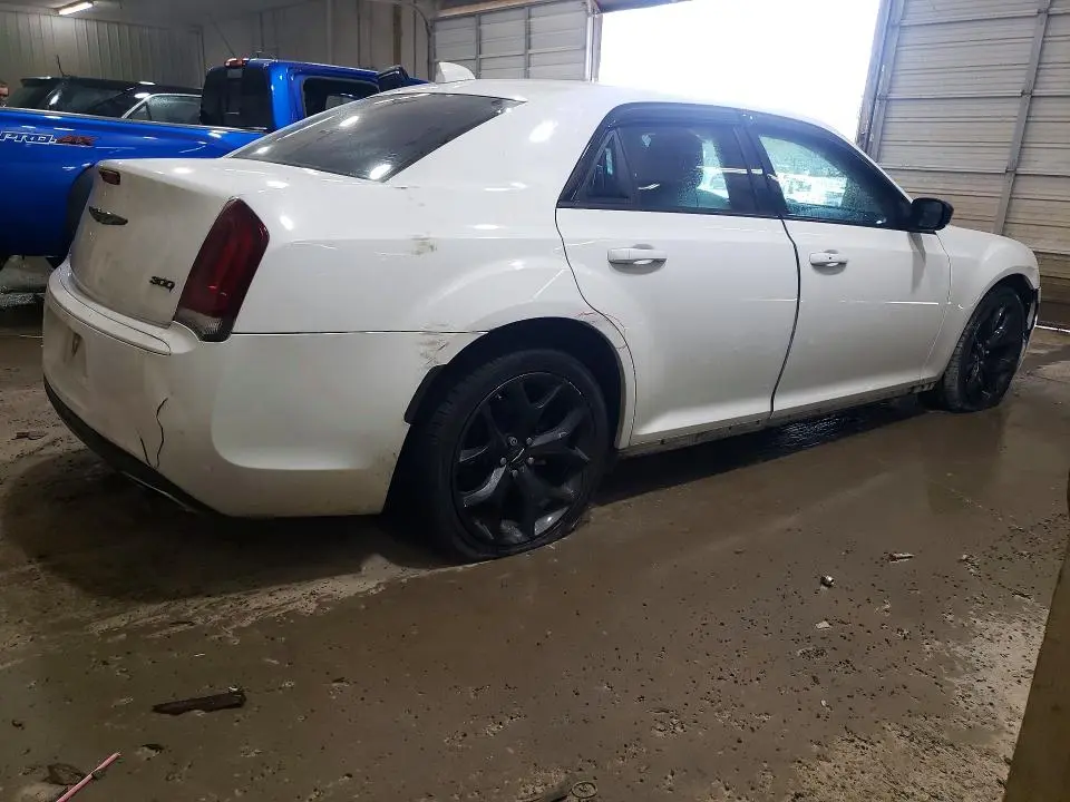 2022 CHRYSLER 300 TOURING  