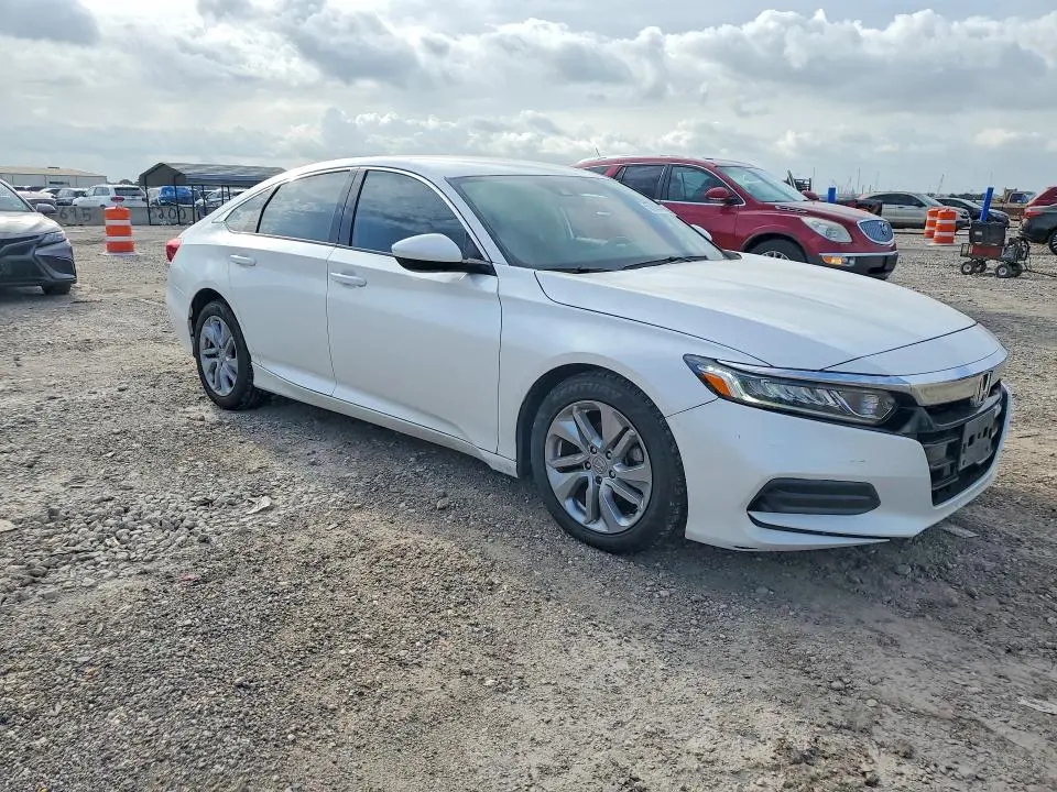2020 HONDA ACCORD LX  