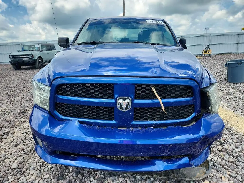 2014 RAM 1500 ST  