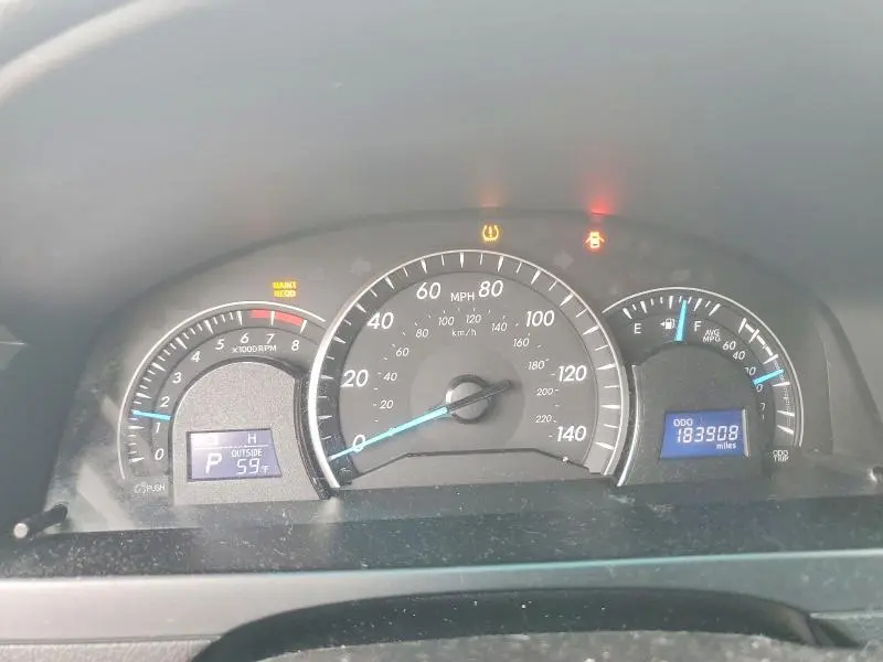 2014 TOYOTA CAMRY LE  
