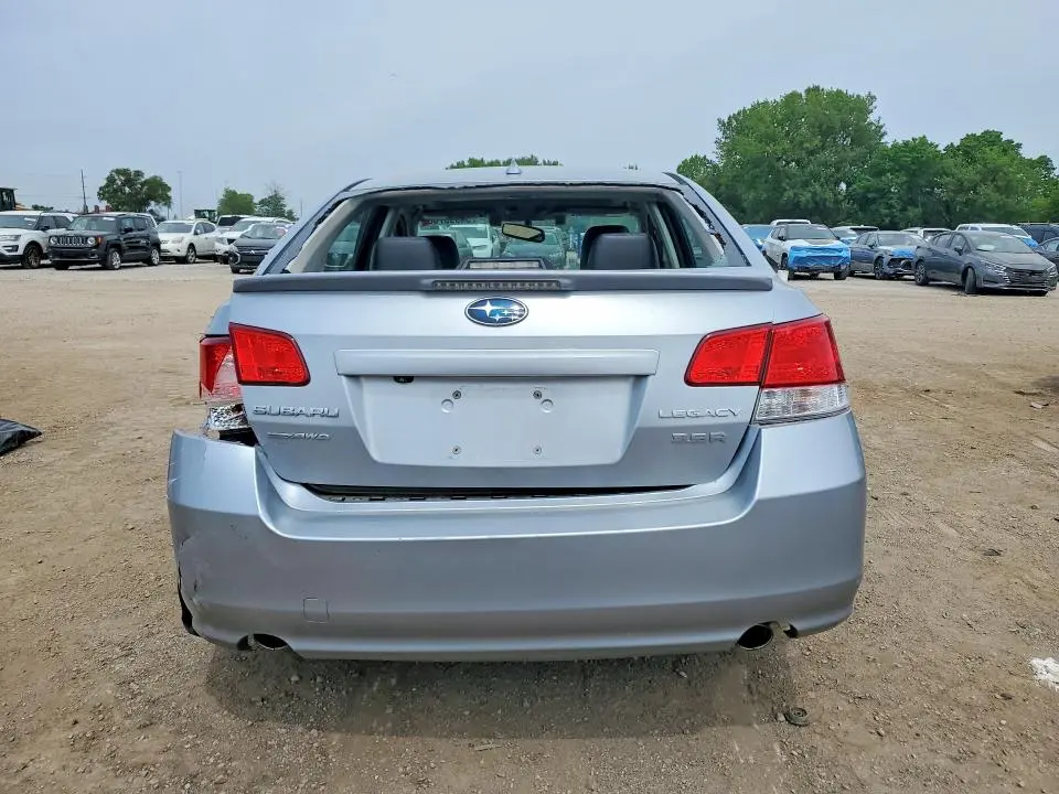 2013 SUBARU LEGACY   