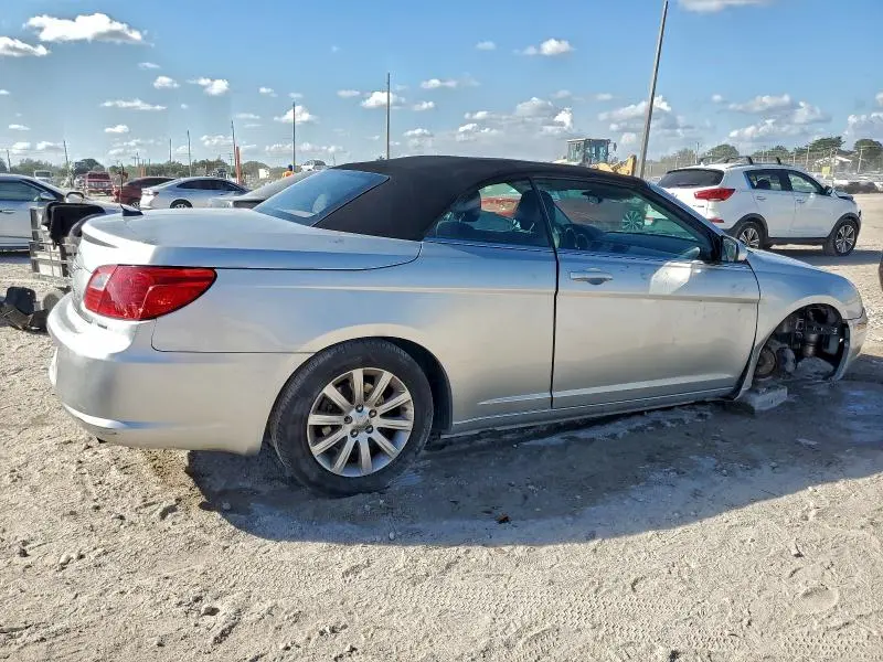 2010 CHRYSLER SEBRING TOURING  