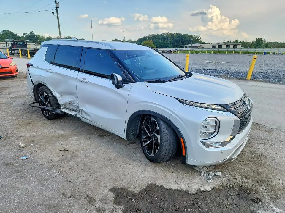2023 MITSUBISHI OUTLANDER SEL  