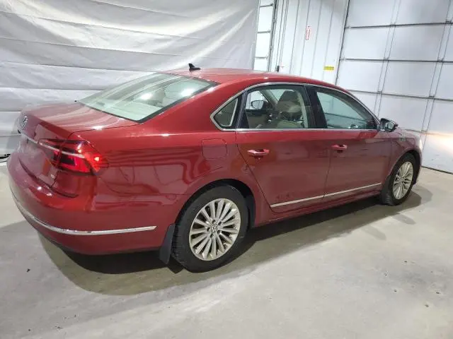 2017 VOLKSWAGEN PASSAT SE