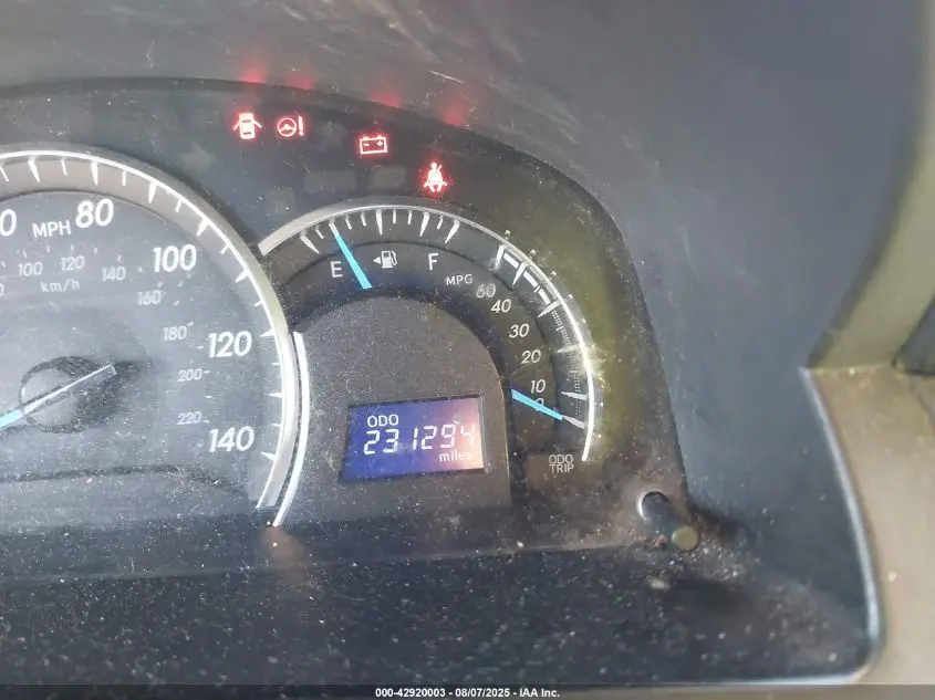 2013 TOYOTA CAMRY XLE