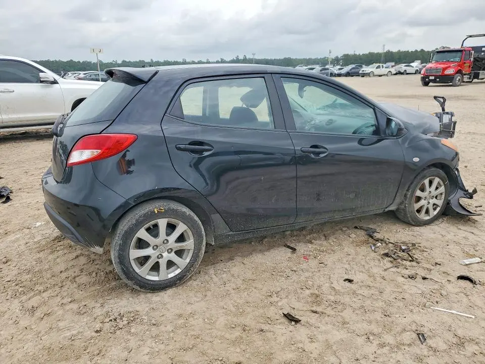 2012 MAZDA MAZDA2   