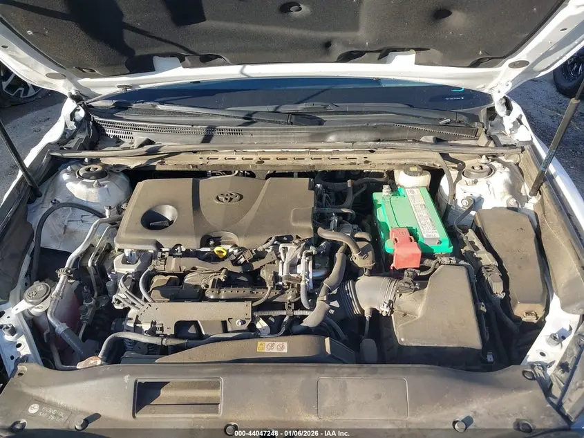 2018 TOYOTA CAMRY LE