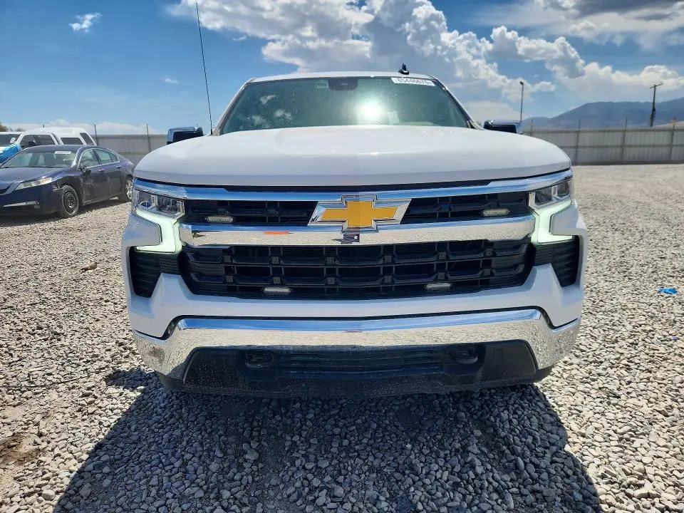 2026 CHEVROLET SILVERADO K1500 LT  