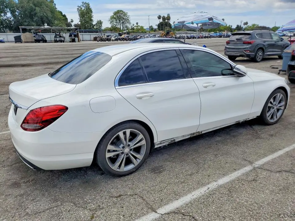 2017 MERCEDES-BENZ C 300  