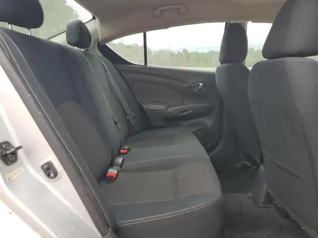 2016 NISSAN VERSA S  