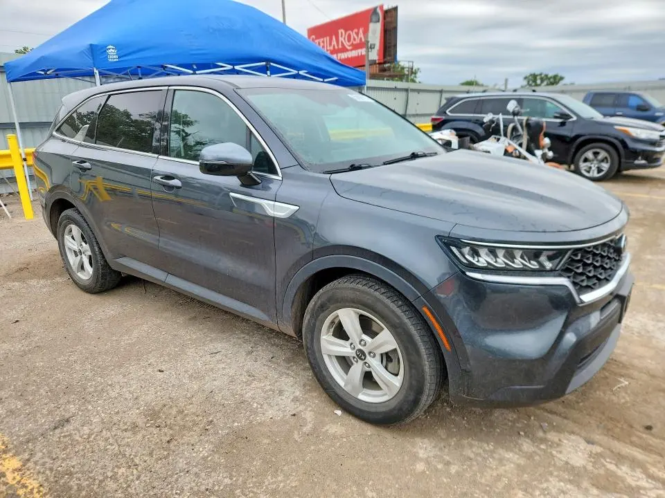 2021 KIA SORENTO LX  