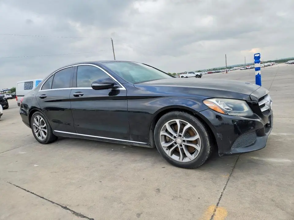 2017 MERCEDES-BENZ C 300  