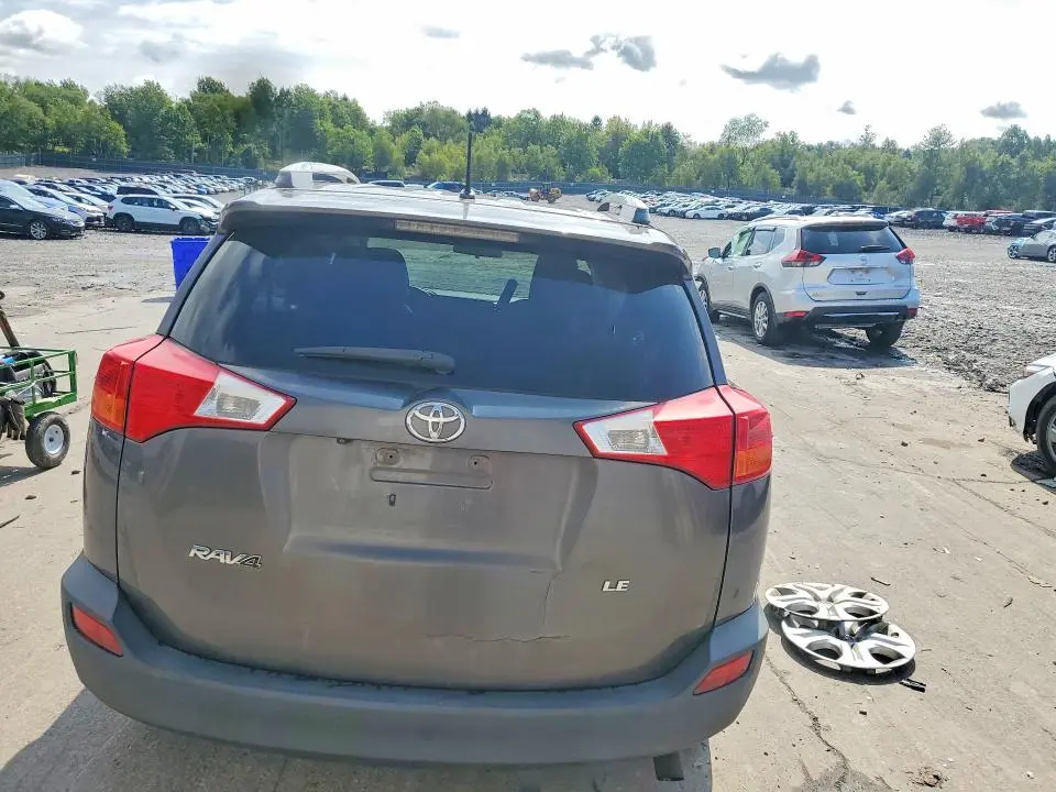 2013 TOYOTA RAV4 LE  