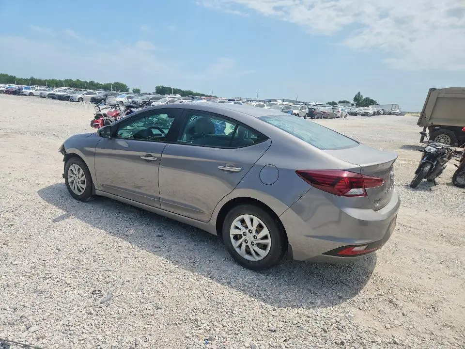 2020 HYUNDAI ELANTRA SE  