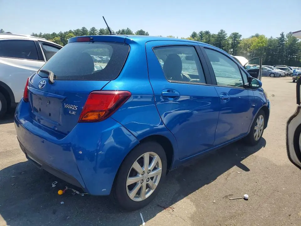 2015 TOYOTA YARIS 5-DOOR LE  