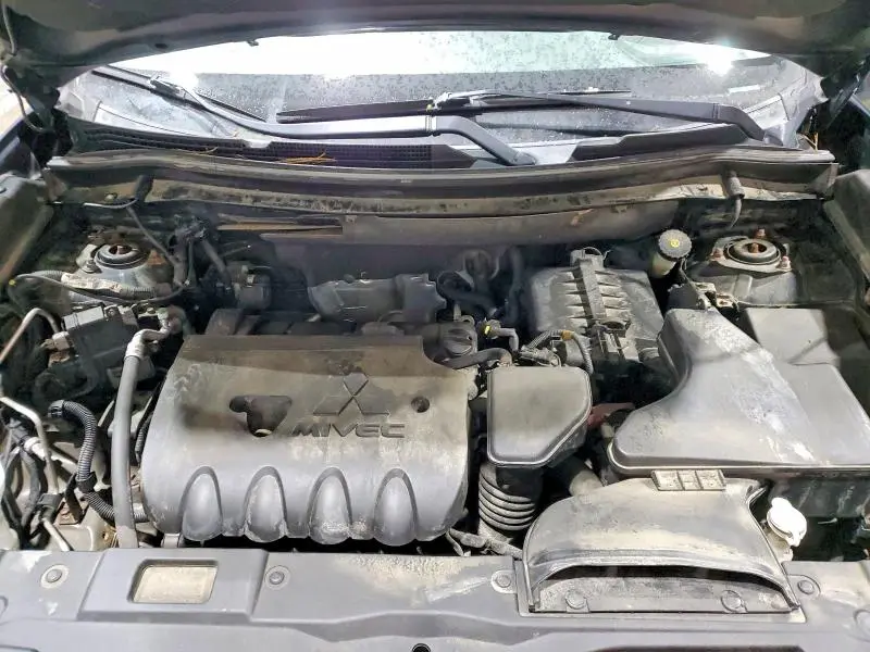 2017 MITSUBISHI OUTLANDER SE  