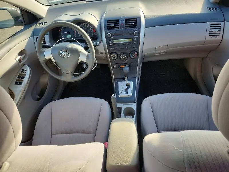 2010 TOYOTA COROLLA LE  
