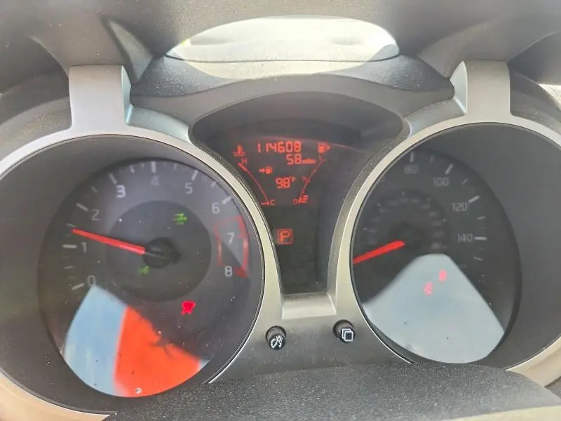 2015 NISSAN JUKE S  