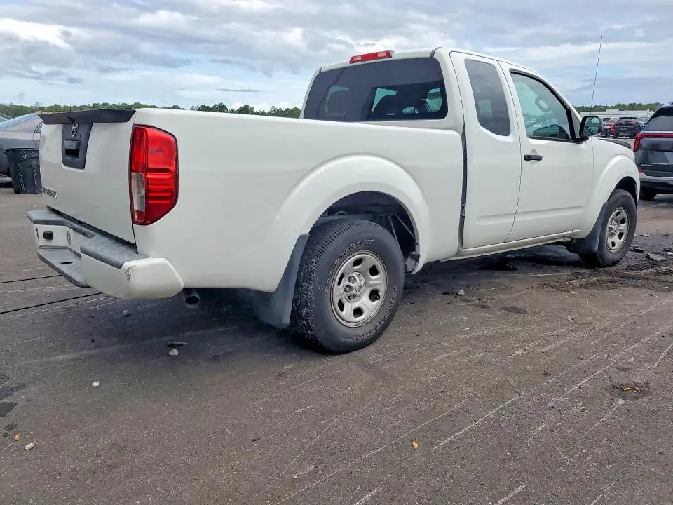2019 NISSAN FRONTIER S  