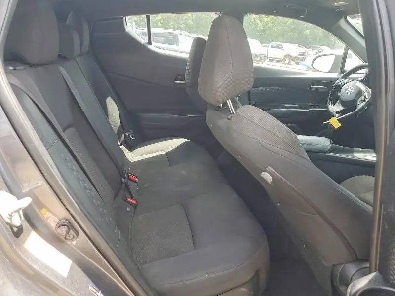 2018 TOYOTA C-HR XLE PREMIUM  