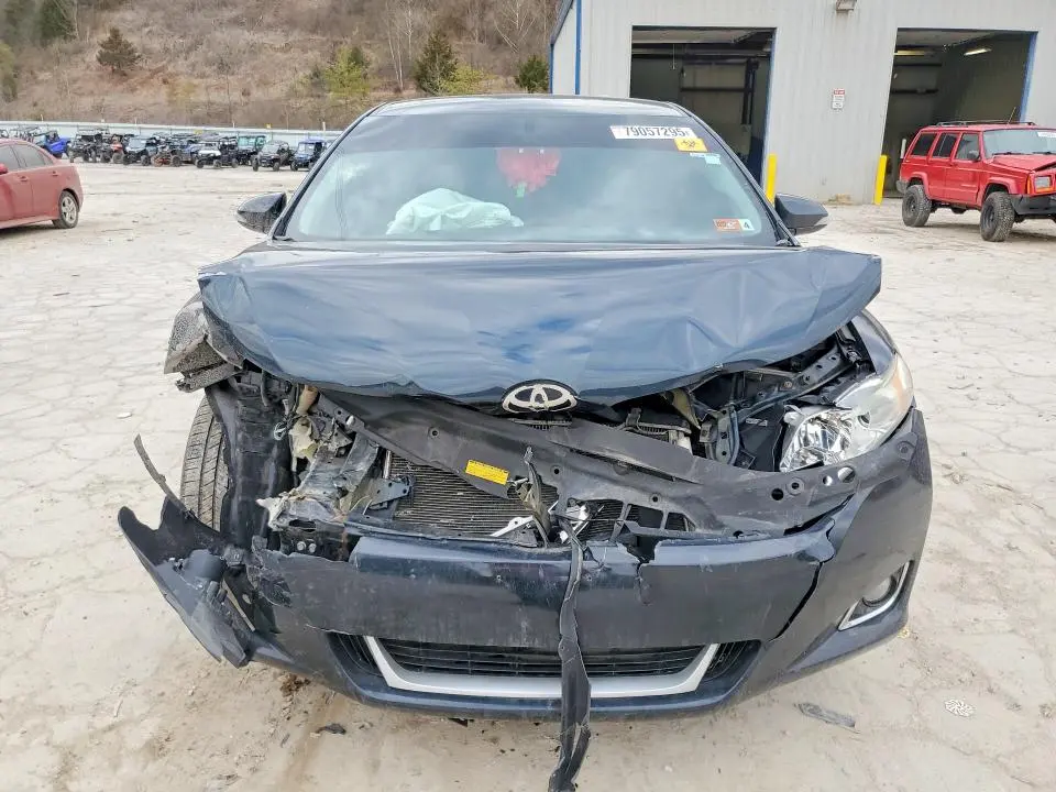 2015 TOYOTA VENZA XLE  